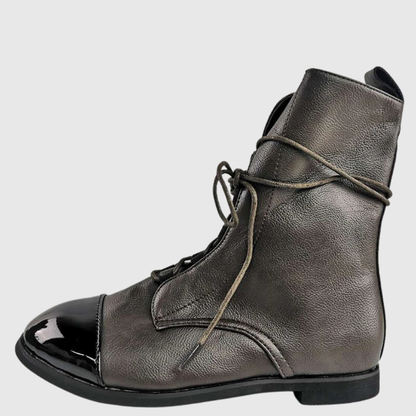 ELOWYN | CLASSIC LACE-UP BOOTS